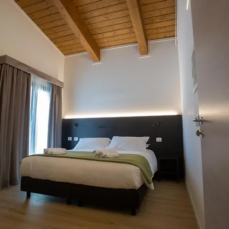 Hotel Il Castagneto 3*