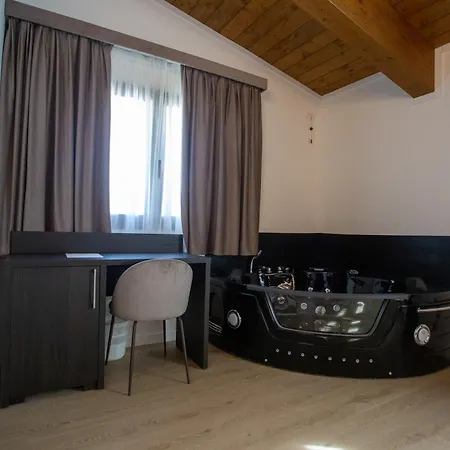 Il Castagneto 3*